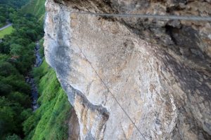 Puente Nepalí - Vía Ferrata La Concha - San Roque de Riomiera - RocJumper