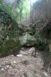 r4 - Torrent de Cal Patzí - La Nou de Berguedà - RocJumper