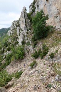 Llegando al inicio - Vía Ferrata Peña Karria - Arroyo de San Zadornil - RocJumper