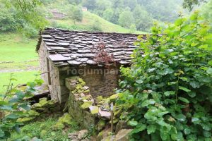Casa - Vía Ferrata de Pandillo - Vega de Pas - RocJumper