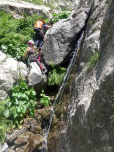 r5 - Torrent de la Balma - Queralbs - RocJumper