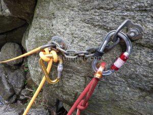 R6 - Torrent de la Calç - Queralbs - RocJumper