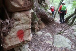 Punto rojo - Torrent de l'Ullà - Barrancs Els Sots Feréstecs de Montmany - Montmany-Figaró - RocJumper