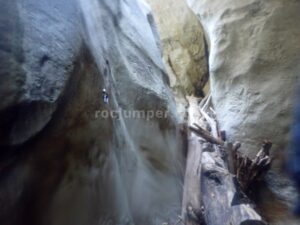 Troncos - Barranco Las Buitreras - El Colmenar - RocJumper
