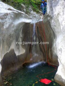 R4 - Barranc de Sant Aniol - Sadernes - RocJumper