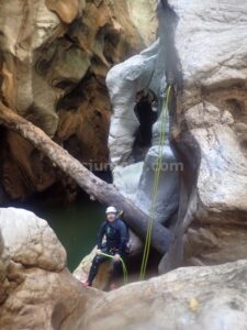 R5 - Barranco Las Buitreras - El Colmenar - RocJumper