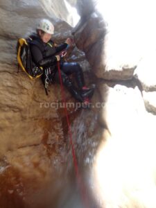 R6 - Barranco Las Buitreras - El Colmenar - RocJumper