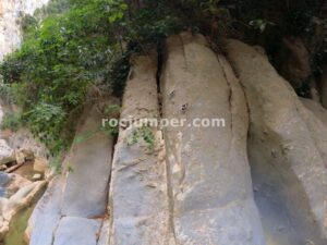 R10 - Barranc de Sant Aniol - Sadernes - RocJumper