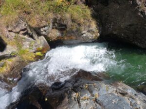Resaltes y toboganes - Barranc de Riqüerna Superior - Capdella - RocJumper