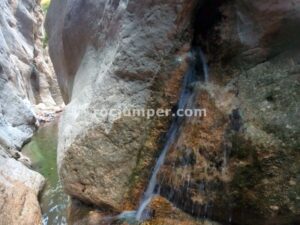 Surgencia - Barranc del Bosc de Serradell - RocJumper