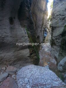 R6 - Barranc del Bosc de Serradell - RocJumper
