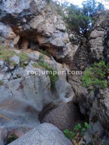 R7 - Barranc del Bosc de Serradell - RocJumper