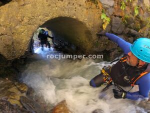 Presa - Barranc de Riqüerna Inferior - Capdella - RocJumper