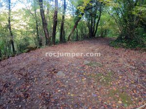Bifurcación pista - Torrrent de les Cavorques Integral - Sant Privat d'en Bas - RocJumper