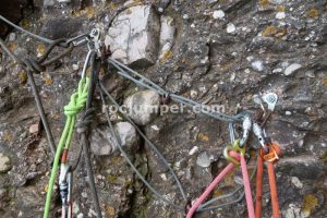 R2 - Descenso de Paret de l'Aeri - Montserrat - RocJumper