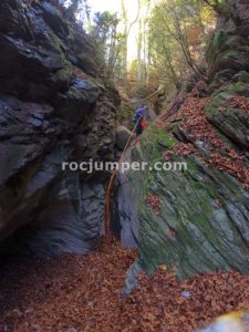 R4 - Torrent de Coll de Pal - Estrets de Can Boix - Sant Martí de Surroca - RocJumper