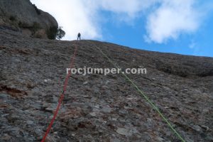 R4 - Descenso Paret de l'Aeri - Montserrat - RocJumper