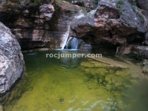 Afluente Izquierdo R7 - Barranc Mas dels Frares - La Febró - RocJumper