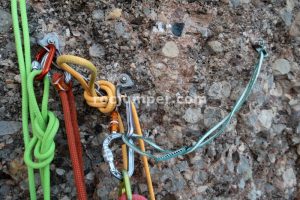 R6 - Descenso Paret de l'Aeri - Montserrat - RocJumper