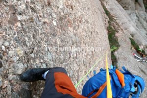 R6' - Descenso Paret de l'Aeri - Montserrat - RocJumper