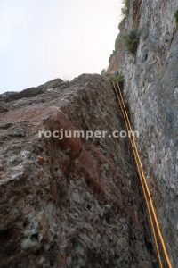 R8 - Descenso Paret de l'Aeri - Montserrat - RocJumper