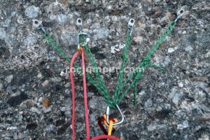 R10 - Descenso Paret de l'Aeri - Montserrat - RocJumper