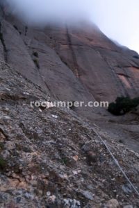 R12 - Descenso Paret de l'Aeri - Montserrat - RocJumper