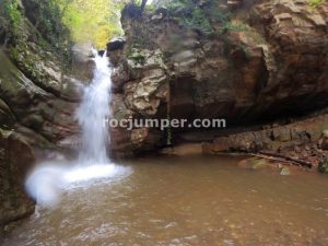 R12 - Riera d'Ogassa- Sant Martí d'Ogassa - RocJumper