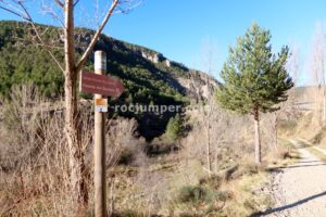 Pista - Vía Ferrata Cueva Mona - Linares de Mora - RocJumper