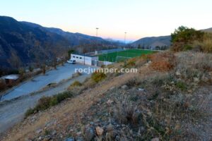 Parking Campo de Fútbol - Vía Ferrata La Araña - Sierra Güejar - RocJumper