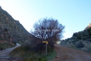 Bifurcación - Camino Equipado Barranco del Tranco K1 (Villel, Teruel) - RocJumper