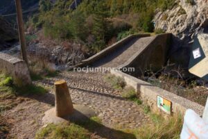 Puente Rompiu - Vía Ferrata Refogons - Campo - RocJumper