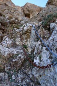 Resalte con cadena - Vía Ferrata de la Rendija - Puebla de Don Fadrique - RocJumper