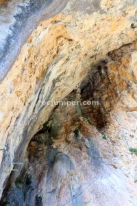 Tramo 1 - Cueva - Vía Ferrata Refogons - Campo - RocJumper