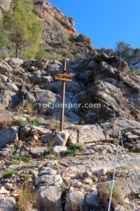 Enlace/Escape - Camping La Escalada - Marxuquera - RocJumper