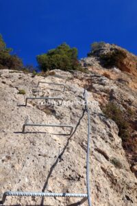 Placa - Vía Ferrata El Remedio - Chelva - RocJumper