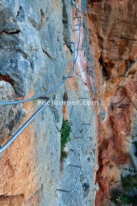 Flanqueos - Vía Ferrata Fuente de la Peña - Jaén - RocJumper