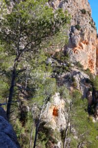 Tirolina - Vía Ferrata El Remedio - Chelva - RocJumper