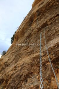 Vertical - Tramo 1 - Vía Ferrata La Bárbara - Montalbán - RocJumper