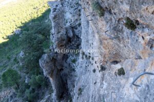Tramo K3 - Flanqueo - Vía Ferrata Yeste o Monte Ardal - RocJumper