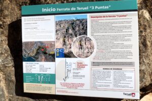 Cartel - Vía Ferrata 3 Puntas - San Blas - RocJumper