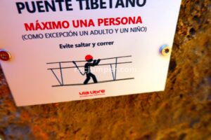 Cartel Puente Tibetano - Vía Ferrata La Araña - Sierra Güejar - RocJumper