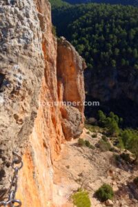 Tirolina - Vía Ferrata Góntar - RocJumper