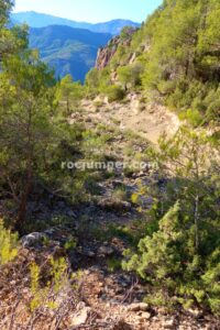 Sendero retorno - Vía Ferrata Góntar - RocJumper