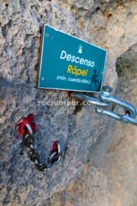Reunión rápel - Vía Ferrata El Remedio - Chelva - RocJumper