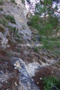 Retorno hito de piedra - Vía Ferrata Yeste o Monte Ardal - RocJumper