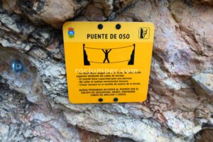 Cartel Puente del Oso - Tramo 2 - Vía Ferrata La Bárbara - Montalbán - RocJumper