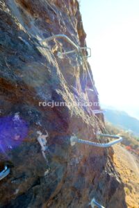 Variante K4 - Flanqueo - Vía Ferrata La Araña - Sierra Güejar - RocJumper