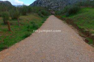 Pista aproximación - Vía Ferrata Presa de los Caballeros - Montejaque - RocJumper