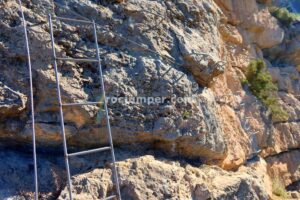 Flanqueo - Sector 1 - Vía Ferrata La Escaluera - Cazorla - RocJumper